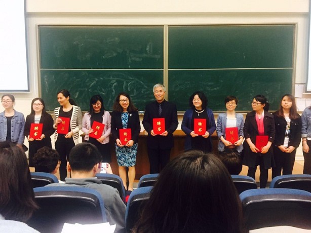 bevitor伟德国际1946导师团聘任仪式暨“心怀感恩・勇于担当”主题讲座顺利举行